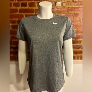 Womans Nike training tee